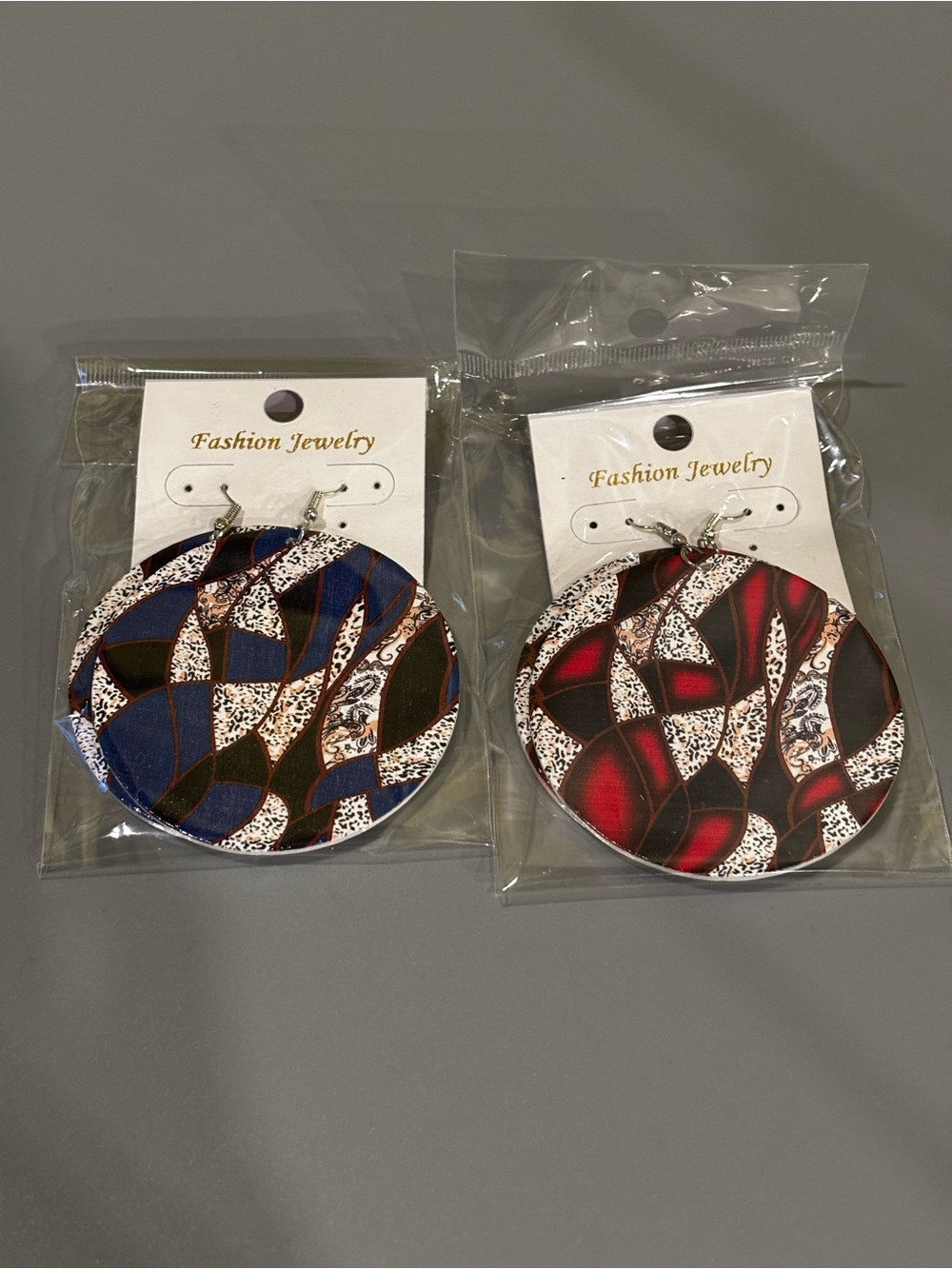 Fashion Jewelry Large Round Patterned Earrings - Blue and Red